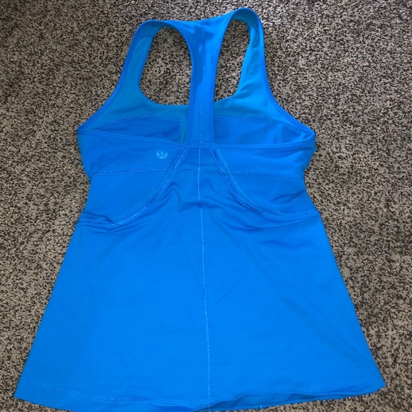Lululemon older style tank- GUC - Picture 2 of 3